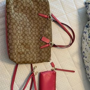 Coach bag and wristlet with shoulder strap